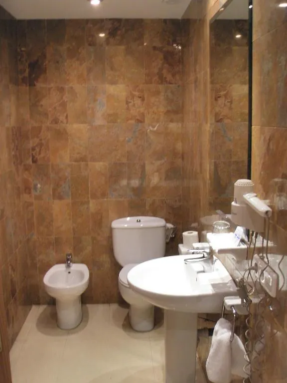 Guest house Hostal Mallorquines Riudarenes